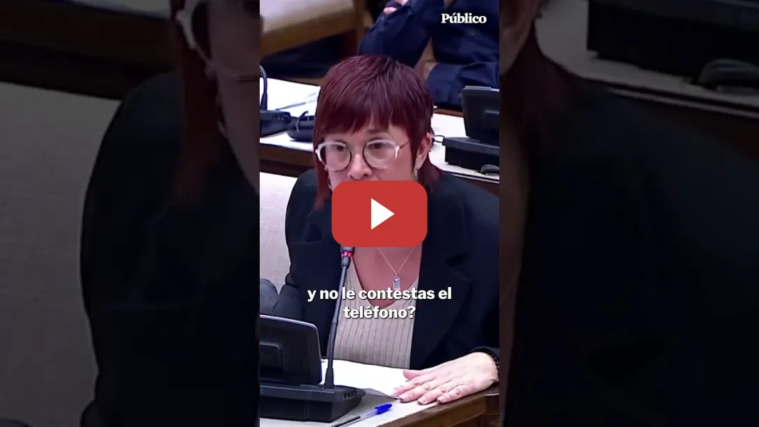 Embedded thumbnail for Àgueda Micó Carlos Mazón: &quot;¿Por qué te llama dos veces tu consejera y no le contestas el teléfono?&quot;