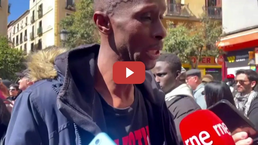 Embedded thumbnail for Concentración contra el racismo policial tras la detención del exdiputado de Podemos Serigne Mbaye