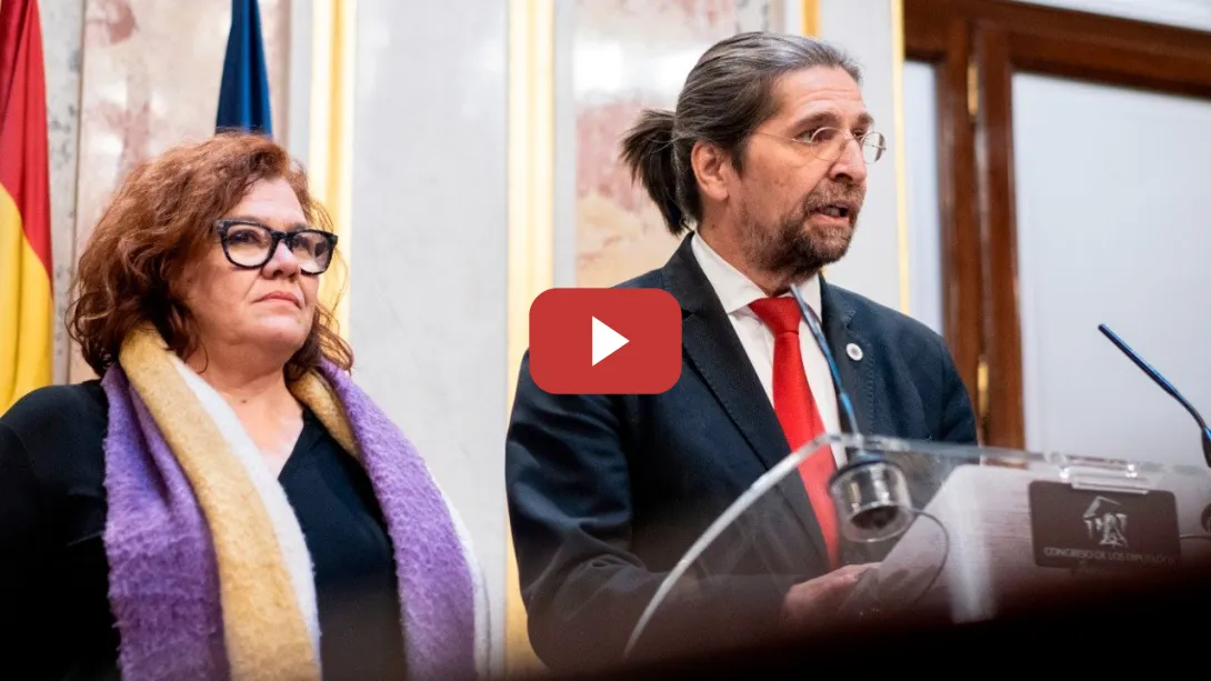 Embedded thumbnail for 🔴 Engracia Rivera y Francisco Sierra presentan la Proposición de Ley para Barrios Vulnerables