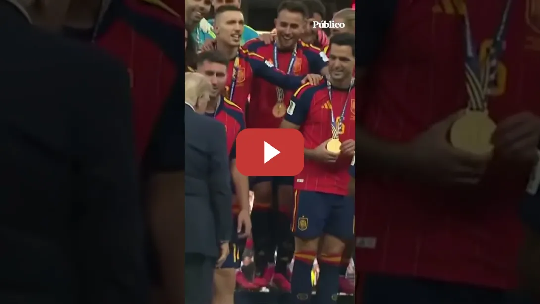 Embedded thumbnail for Mikel Merino imita el "bailecito" de Donald Trump en la final de la Copa del Mundo
