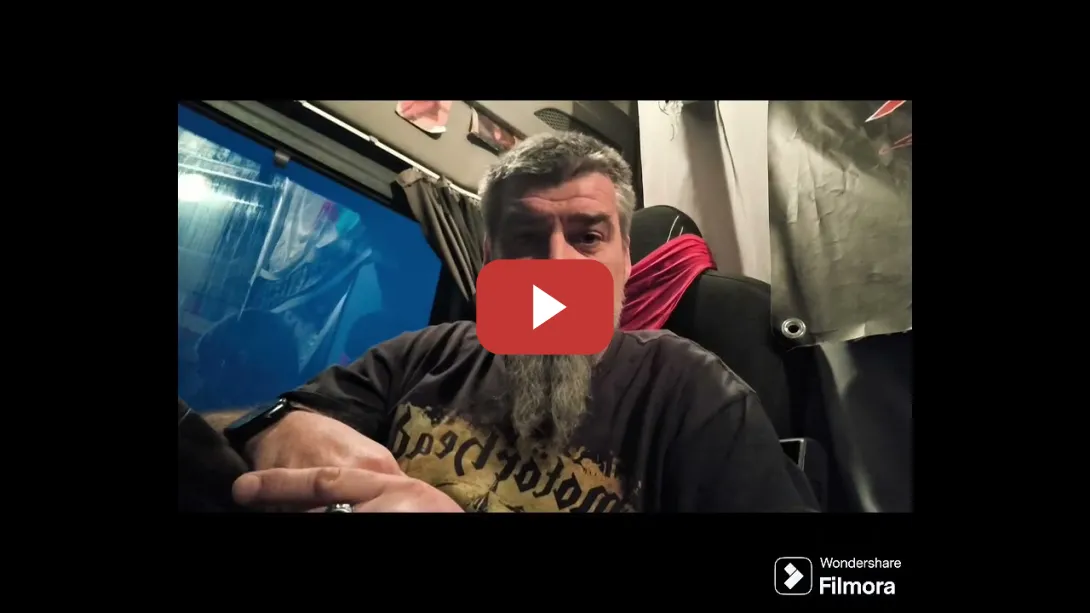 Embedded thumbnail for Respuesta a un empresaurio No, el trabajador no le cuesta un céntimo a la empresa.