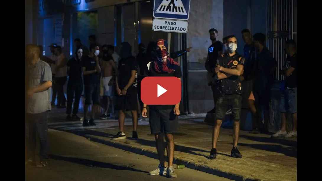 Embedded thumbnail for Los imanes de Torre Pacheco piden a los jóvenes que se queden en casa en otra noche de disturbios