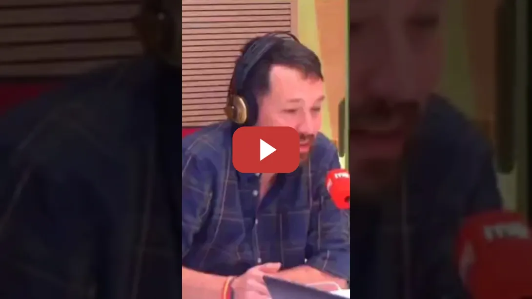 Embedded thumbnail for 8 años del engaño de Pablo Iglesias a Rivera y al PNV para forzar la moción que largó a M. Rajoy