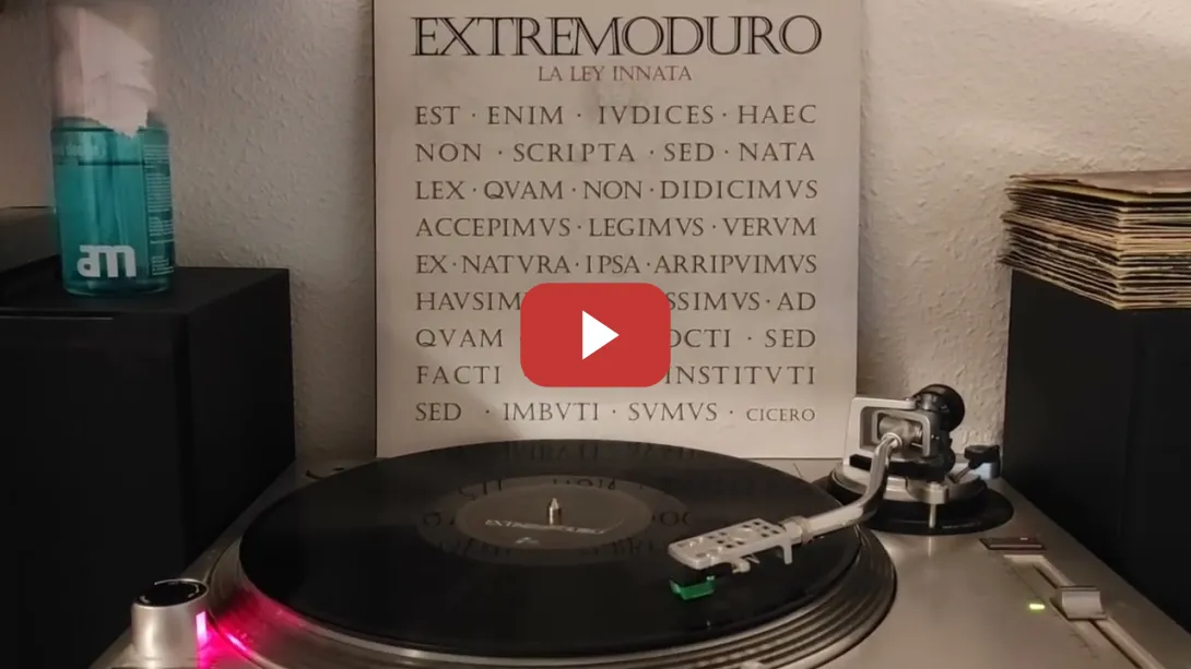 Embedded thumbnail for Se volvió a gusano mariposa cansada de volar y no poder arrastrarse al fondo de las cosas...