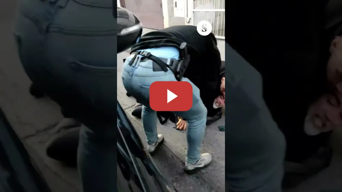 Embedded thumbnail for La Policía detiene a SERIGNE MBAYE (PODEMOS) en la puerta de su casa