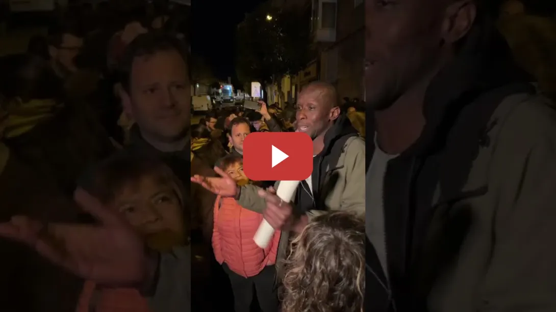 Embedded thumbnail for Declaraciones de Serigne Mbaye, exdiputado de Podemos, después de haber sido puesto en libertad