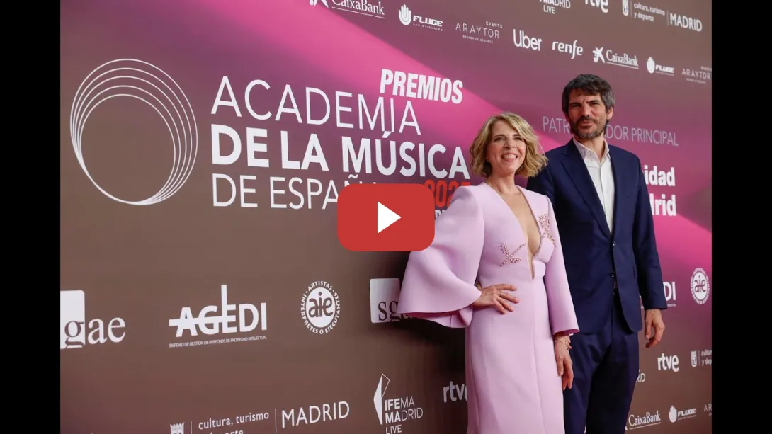 Embedded thumbnail for Así fue la alfombra roja de los Premios de la Academia de la Música de España