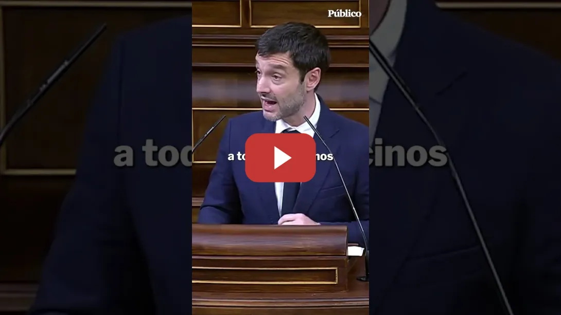 Embedded thumbnail for Pablo Bustinduy: "Lo que se dirime es si habrá vía libre para que los fondos buitre"