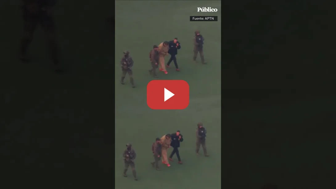 Embedded thumbnail for Nicolás Maduro y su esposa, Cilia Flores, rumbo a un tribunal federal para su primera audiencia