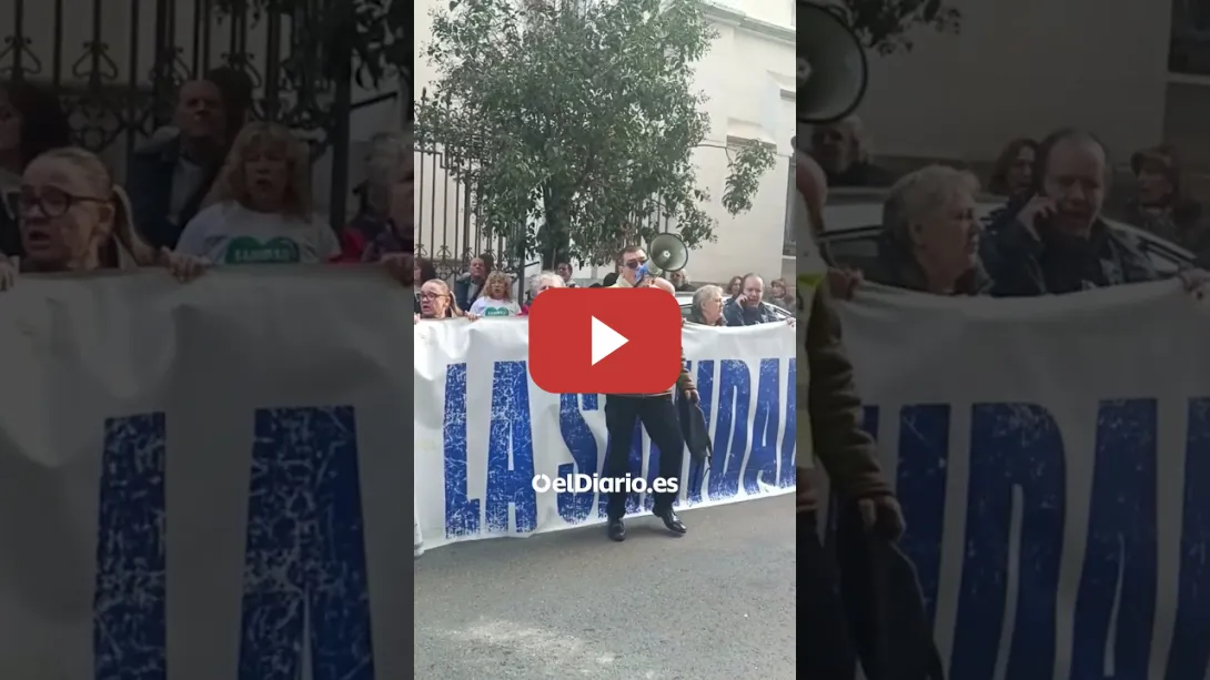 Embedded thumbnail for Protesta frente Ribera Salud tras el escándalo del hospital de Torrejón