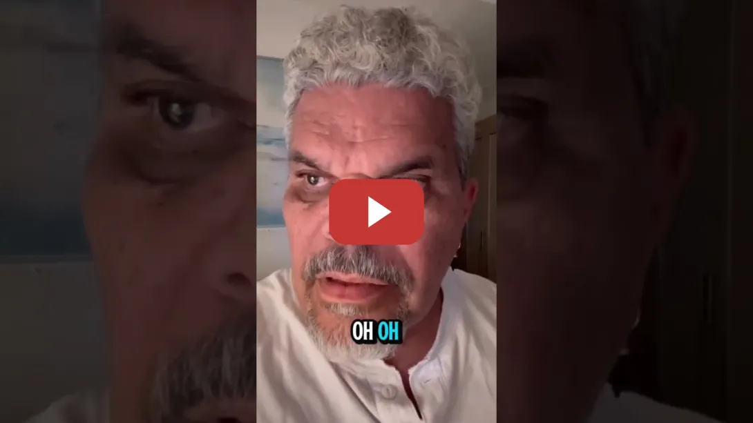 Embedded thumbnail for El actor Luis Guzmán se calienta