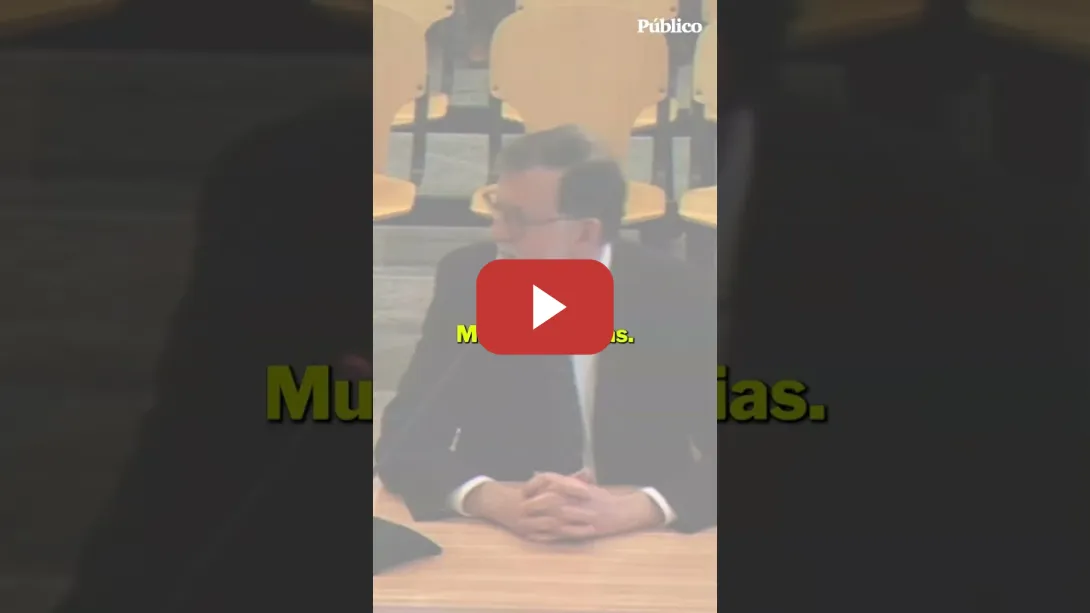 Embedded thumbnail for MARIANO RAJOY niega que LUIS BÁRCENAS le entregara en un sobre el remanente de la 'caja B'