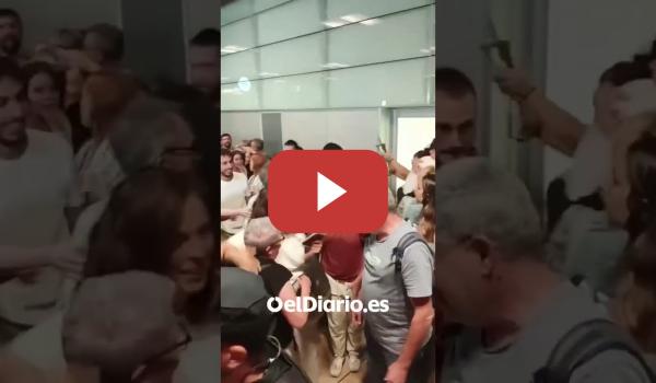 Embedded thumbnail for Así ha sido la llegada de los españoles de la flotilla a Madrid