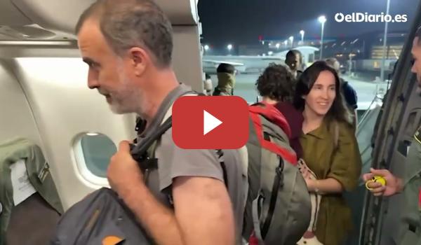 Embedded thumbnail for Aterriza el primer avión militar con 171 españoles evacuados de Oriente Próximo