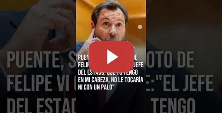 Embedded thumbnail for Puente, "indignado" con la "ofensiva" foto del Rey con el periodista Javier Negre