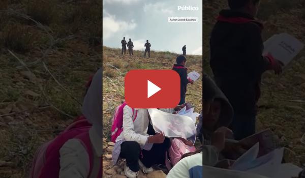 Embedded thumbnail for "Abrid la carretera": niños palestinos piden a colonos israelíes que les dejen ir a la escuela