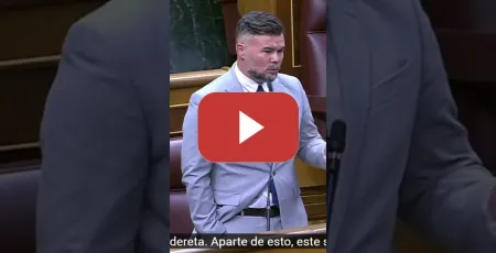 Embedded thumbnail for Gabriel Rufián pone ante el espejo a los PATRIOTAS DE PANDERETA del PP y VOX
