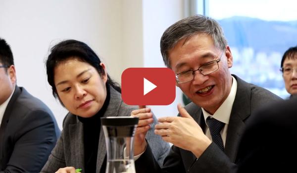 Embedded thumbnail for Reunión de Arnaldo Otegi y Gorka Elejabarrieta con con el embajador de China, Yao Ying