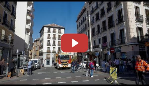 Embedded thumbnail for Así ha sido el derrumbe del forjado de un edificio en obras en el centro de Madrid