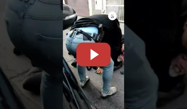 Embedded thumbnail for La Policía detiene a SERIGNE MBAYE (PODEMOS) en la puerta de su casa