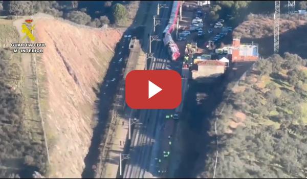 Embedded thumbnail for Imágenes aéreas de la Guardia Civil del accidente ferroviario
