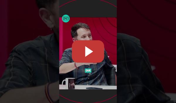 Embedded thumbnail for “NO SE VA A LA GUERRA EN SANDALIAS” 💥 PABLO IGLESIAS Y LA BATALLA MEDIÁTICA DE LA IZQUIERDA 🔥