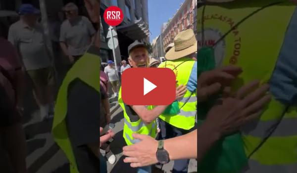 Embedded thumbnail for David Santos, el nuevo Agitador fuera y dentro del Congreso (no es Periodista es Jardinero)