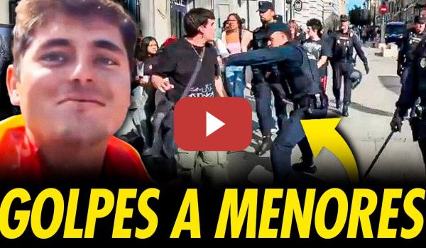 Embedded thumbnail for LA POLICÍA APORREA NIÑOS MIENTRAS COMPADREA CON FASCISTAS DE VITO QUILES