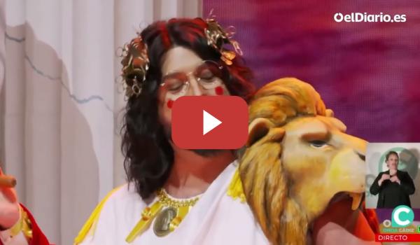 Embedded thumbnail for Manu Sánchez sobre sus leones:"Uno escucha K-pop coreano; el otro quiere que vuelva Queipo de Llano"