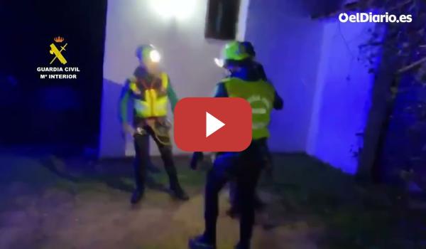 Embedded thumbnail for Así fue la evacuación de la UME y la Guardia Civil en Benaoján (Málaga) y Grazalema (Cádiz)