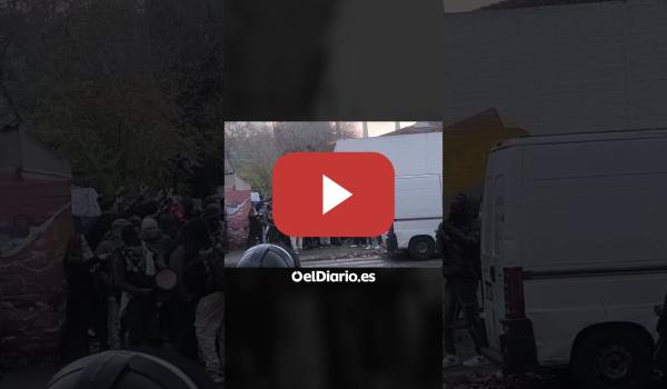 Embedded thumbnail for En marcha en Badalona el mayor desalojo de España: los Mossos echan a 400 migrantes