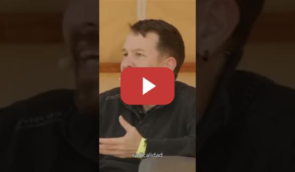 Embedded thumbnail for Pablo Iglesias reivindica el SOCIALISMO para frenar a los oligarcas que quieren vivir para siempre