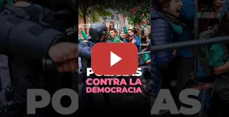 Embedded thumbnail for Policías conrta la democracia