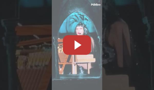 Embedded thumbnail for Lady Gaga carga contra el ICE durante un concierto: "La gente buena no debería tener que su vida"