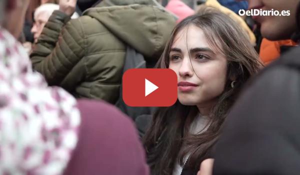 Embedded thumbnail for Asistentes al acto de Rufián y Delgado: “Me ilusiona que se junten para frenar al PP y a Vox”